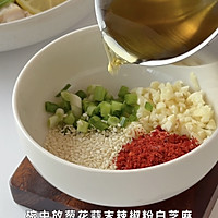 #春日露营#减脂期必囤!柠檬手撕鸡酸辣清爽到跺脚!的做法图解2